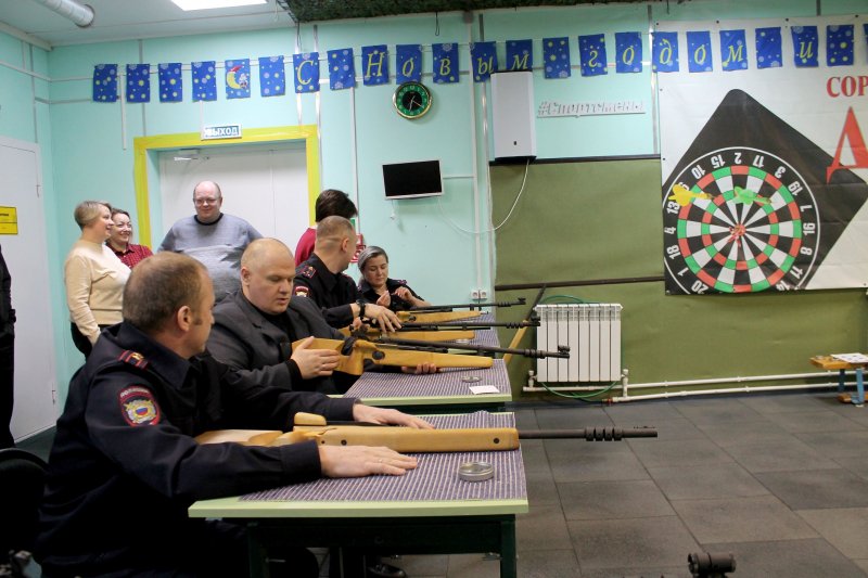 В Тазовском районе правоохранители приняли участие в соревнованиях, приуроченных ко Дню защитника Отечества